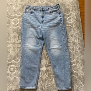 AE Stretch Mom Straight Jean